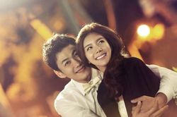 4 thứ phụ nữ nghĩ xấu nhưng là 'chất gây nghiện' đối với đàn ông
