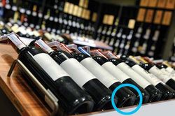 Vì sao đáy chai rượu vang lại lõm?