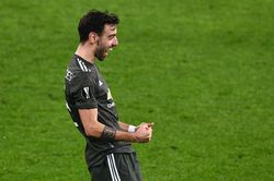 Thống kê siêu đẳng của Bruno Fernandes sau hơn 1 năm ở M.U