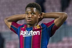 Barca quyết giữ 3 cầu thủ trẻ dù đang nợ 1 tỷ euro