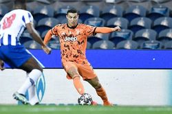 Juventus: Chuyện gì đang xảy ra với Ronaldo?