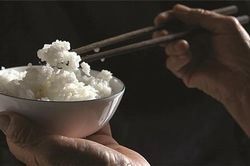 Cơm là giống cái!