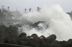 Bão Dujuan có khả năng suy yếu khi vào Biển Đông