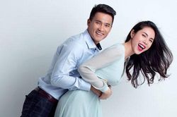 'Cặp đôi tuổi Sửu' Công Vinh – Thủy Tiên: Yêu đến cưới đáng ngưỡng mộ
