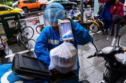 Công ty giao hàng Trung Quốc bị chỉ trích vì bóc lột nhân viên