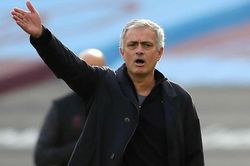 HLV David Moyes lần đầu thắng Mourinho, West Ham tiến vào top 4