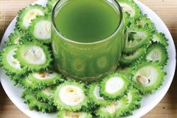 Cân nặng giảm cực nhanh chỉ bằng mướp đắng và mật ong