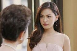Ngỡ ngàng phát hiện bí mật của mẹ chồng khó tính