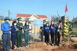 Đoàn Khối Cơ quan và Doanh nghiệp tỉnh - Đoàn TNCS Hồ Chí Minh Bộ đội Biên phòng tỉnh: Phát động 'Tết trồng cây - Đời đời nhớ ơn Bác Hồ'