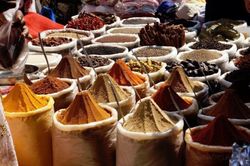 Có gì ở khu chợ gia vị lớn nhất châu Á