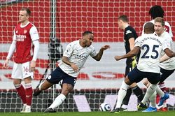 Arsenal 0-1 Man City: Sterling giúp Man City nối dài mạch thắng