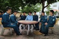 Để bộ đội yên tâm, gắn bó với đơn vị