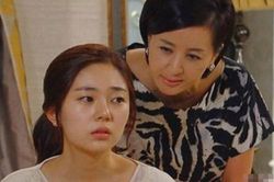 Lời đáp trả thâm thúy của nàng dâu khi mẹ chồng khen ở nhà 'sướng'