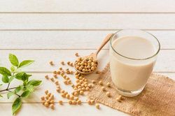 Mắc sai lầm này khi uống sữa đậu nành không khác gì uống thuốc độc
