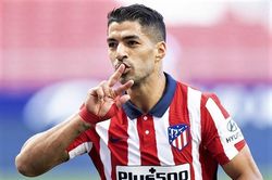 Tuchel: 'Tôi muốn chiêu mộ Suarez nhưng thất bại'