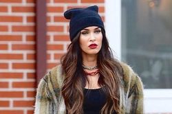 Megan Fox liên tục bị chỉ trích vì ra phố không mang khẩu trang