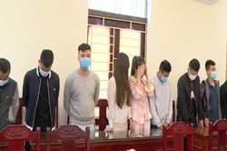 Bắt hai 'ổ' sử dụng trái phép ma túy ở cùng một khách sạn