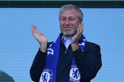 Lộ diện siêu du thuyền 600 triệu đô của tỷ phú Abramovich