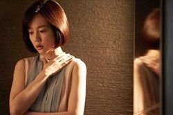 Bị nhà chồng đay nghiến vì thất nghiệp, tôi có nên ly hôn?