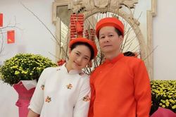 Chồng đại gia của Phan Như Thảo 'rầu rĩ' vì con bám cả ngày, không thể gần gũi với vợ