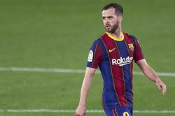 Trực tiếp bóng đá Barcelona vs Elche: Pjanic là 'cục nợ' của Bartomeu