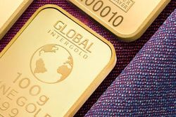 Giá vàng thế giới 24/2: Bình ổn sau tuyên bố của Chủ tịch Fed