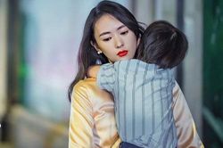 Những kiểu phụ nữ sống khổ cực đến tận cùng, tuy tài giỏi tháo vát nhưng luôn vất vả, lận đận
