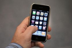 iPhone đời đầu 'ăn hại' đến mức nào?