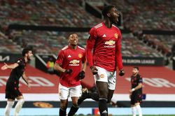 Kết quả Europa League vòng 1/16: Arsenal và MU đi tiếp. Leicester dừng bước