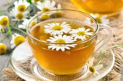 Tác dụng phụ của trà hoa cúc bạn cần biết