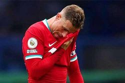 Liverpool xác nhận thời gian nghỉ thi đấu của Henderson