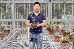Chủ vườn lan trẻ Đặng Khải Hoàn và câu chuyện khởi nghiệp của người trẻ Việt