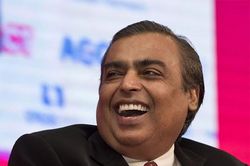 Mukesh Ambani giành lại vị trí tỷ phú giàu nhất châu Á