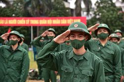 Chùm ảnh: Thanh niên cả nước lên đường, vì nghĩa vụ thiêng liêng với Tổ quốc