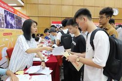 Tuyển sinh Đại học - xu hướng đa chiều