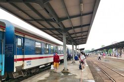 Đường sắt chạy thêm tàu từ TP.Hồ Chí Minh đi Phan Thiết, Quy Nhơn