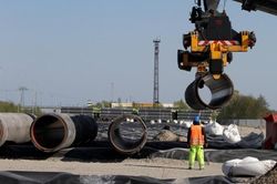 Ba Lan, Ukraine kêu gọi Biden dùng mọi cách để ngăn Nord Stream 2 hoàn thành