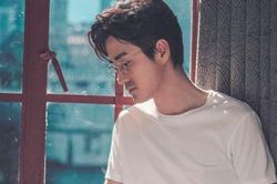 Sinh nhật vợ, tôi hoảng hồn thấy bó hoa hồng nặc danh được gửi đến nhà, tìm ra danh tính người gửi mà tôi 'bó tay'