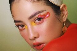 Trình Mỹ Duyên - Nàng Kiều được o bế hình ảnh hết mình nhưng thần thái vẫn luôn gây tranh cãi