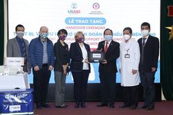 Hoa Kỳ tặng thêm thiết bị và thuốc điều trị bệnh lao trị giá 3 triệu USD cho Việt Nam