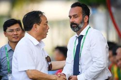Bầu Đệ, 78.170 USD và bóng đá chuyên nghiệp