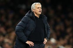 Mourinho 'run rẩy' trước hiểm họa Burnley