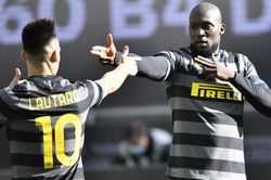 3 người cũ MU ghi bàn giúp Inter vững ngôi đầu