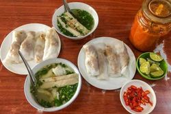 Ngọt thơm bánh cuốn canh 'nước non Cao Bằng'