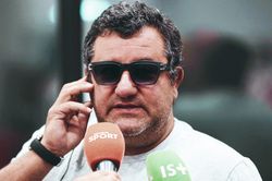 Raiola sẽ là lợi thế để MU có được Haaland