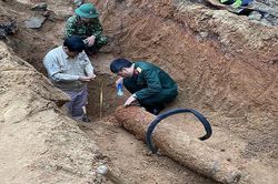 Hủy nổ quả bom còn nguyên kíp nổ