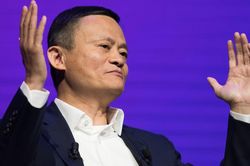 Jack Ma tụt 3 bậc trong xếp hạng người giàu Trung Quốc