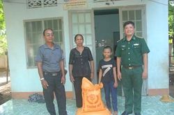 Nghĩa tình quân dân nơi biên giới