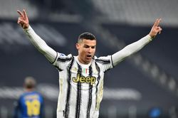 Siêu sao Ronaldo tỏ ra không hài lòng ở Juventus