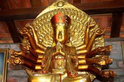 Chiêm ngưỡng pho tượng cổ 'Thiên thủ thiên nhãn' độc đáo ở Nghệ An